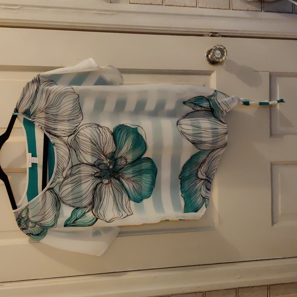 Relativity Sheer Floral Top White With Teal Size M